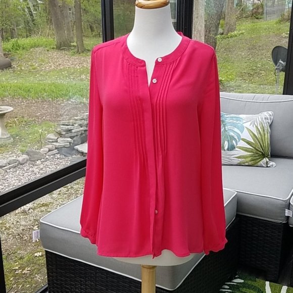 Banana Republic Tops - Banana Republic Button Down Blouse S
